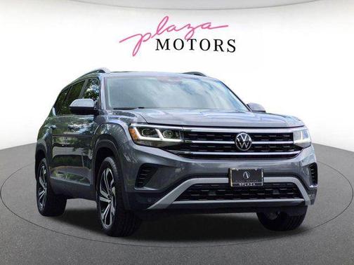 Platinum Gray Metallic 2022 Volkswagen Atlas 3.6L SEL
