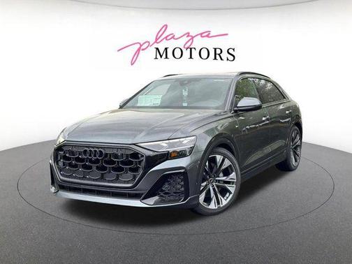 Daytona Gray Pearl Effect 2026 Audi Q8 55 Premium Plus