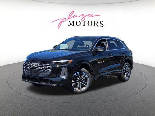 Mythos Black Metallic 2026 Audi Q5 Premium TFSI quattro S tronic