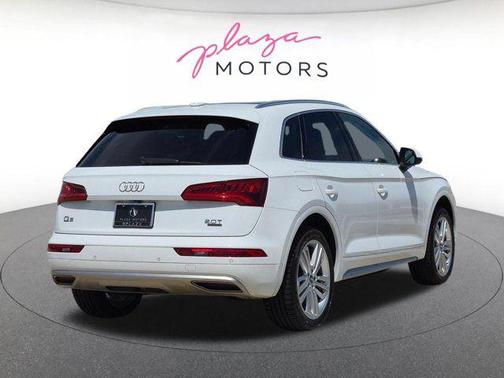 Ibis White 2018 Audi Q5 2.0T Tech Premium