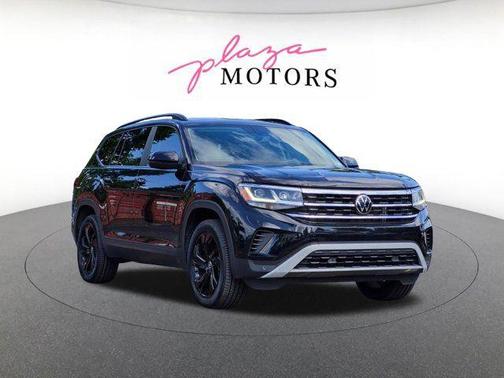 Deep Black Pearl 2023 Volkswagen Atlas 3.6L SE w/Technology