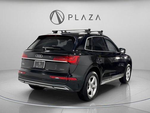 Brilliant Black 2023 Audi Q5 40 Premium