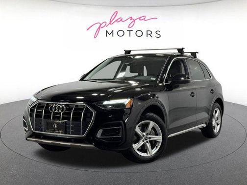 Brilliant Black 2023 Audi Q5 40 Premium