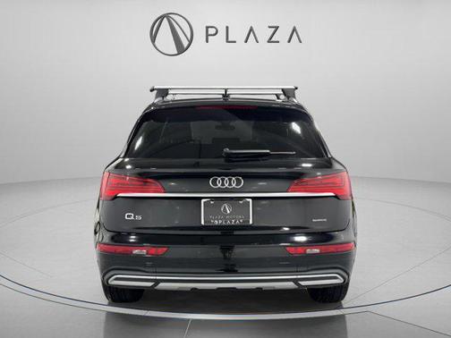 Brilliant Black 2023 Audi Q5 40 Premium