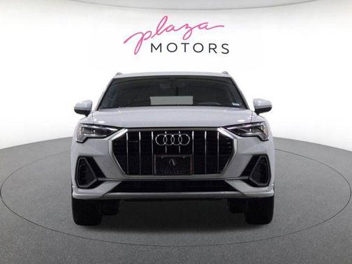 Glacier White Metallic 2025 Audi Q3 Premium 45 TFSI S line quattro Tiptronic