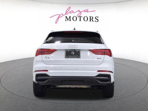 Glacier White Metallic 2025 Audi Q3 Premium 45 TFSI S line quattro Tiptronic