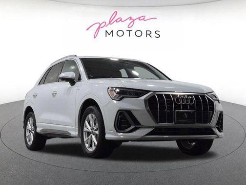Glacier White Metallic 2025 Audi Q3 Premium 45 TFSI S line quattro Tiptronic