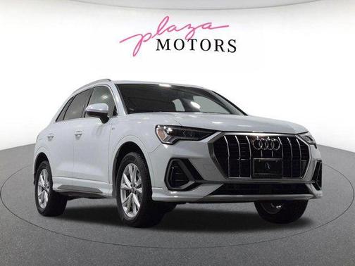 Glacier White Metallic 2025 Audi Q3 Premium 45 TFSI S line quattro Tiptronic