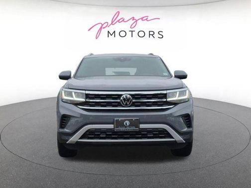 Gray 2021 Volkswagen Atlas Cross Sport 2.0T SEL