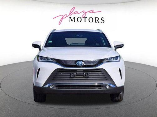 Wind Chill Pearl 2024 Toyota Venza XLE