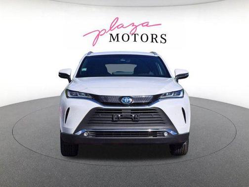 Wind Chill Pearl 2024 Toyota Venza XLE