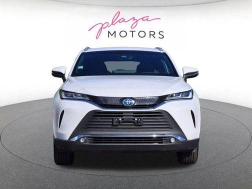 Wind Chill Pearl 2024 Toyota Venza XLE