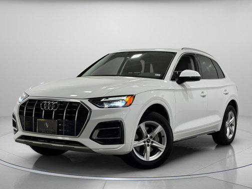 2023 Audi Q5 Premium 40 TFSI quattro S tronic
