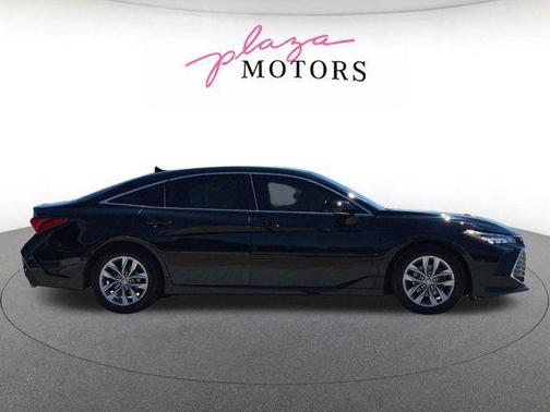 Midnight Black Metallic 2021 Toyota Avalon XLE