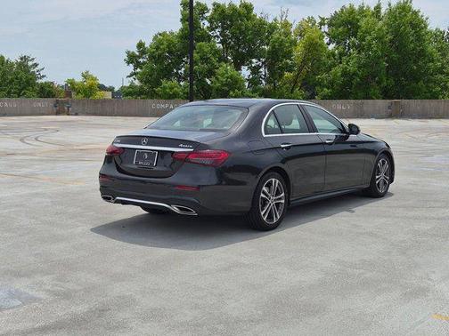 Obsidian Black Metallic 2023 Mercedes-Benz E-Class 4MATIC