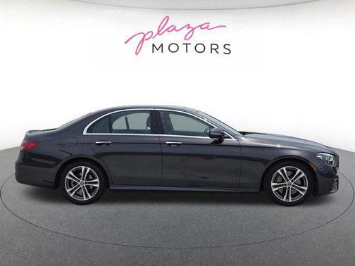 Obsidian Black Metallic 2023 Mercedes-Benz E-Class 4MATIC