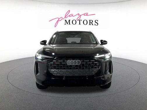 Black Metallic 2025 Audi Q5 Premium Plus TFSI quattro S tronic