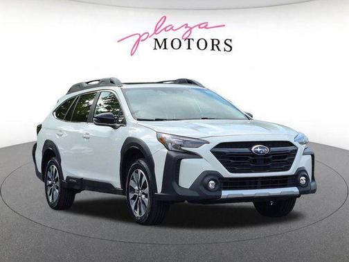 Crystal White Pearl 2023 Subaru Outback Limited