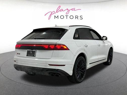 Glacier White Metallic 2026 Audi SQ8 4.0T Prestige
