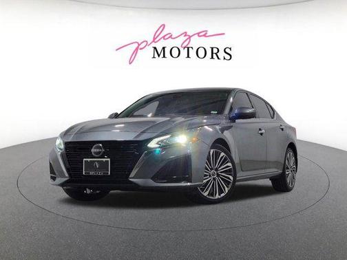 Gun Metallic 2023 Nissan Altima 2.5 SL