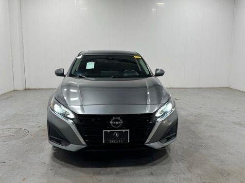 Gun Metallic 2023 Nissan Altima 2.5 SL