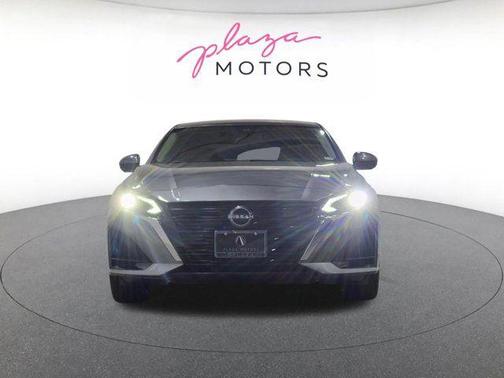 Gun Metallic 2023 Nissan Altima 2.5 SL