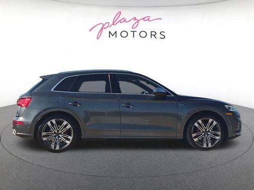 Daytona Gray Pearl Effect 2018 Audi SQ5 3.0T Prestige