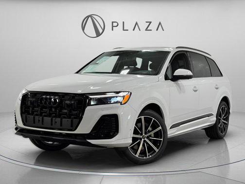 2026 Audi Q7 45 Premium Plus