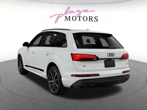 Glacier White Metallic 2026 Audi Q7 45 Premium Plus
