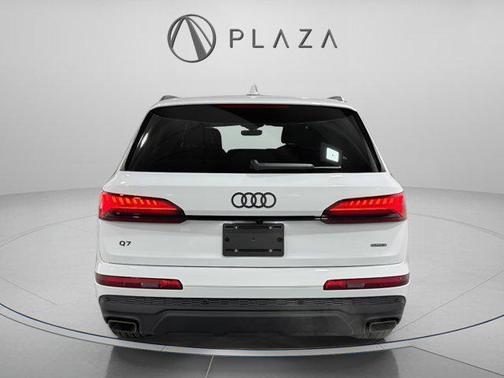 2026 Audi Q7 45 Premium Plus