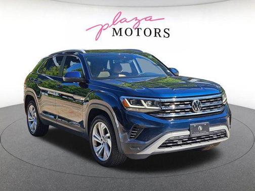 Blue Metallic 2020 Volkswagen Atlas Cross Sport 3.6L V6 SEL 4MOTION