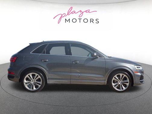 Daytona Gray Pearl Effect 2018 Audi Q3 2.0T Premium Plus