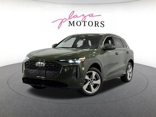 District Green Metallic 2026 Audi Q5 Premium Plus TFSI quattro S tronic