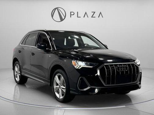Mythos Black Metallic 2021 Audi Q3 45 S line Premium Plus