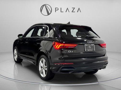 Mythos Black Metallic 2021 Audi Q3 45 S line Premium Plus