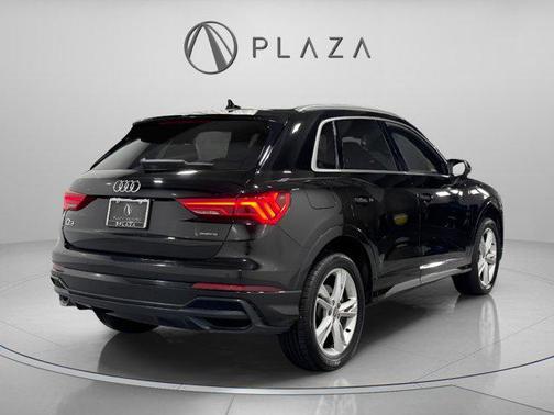 Mythos Black Metallic 2021 Audi Q3 45 S line Premium Plus