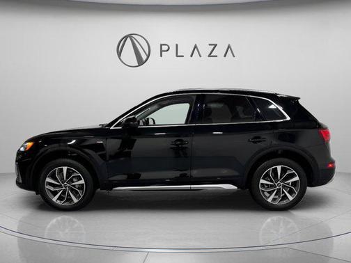2023 Audi Q5 Premium 45 TFSI S line quattro