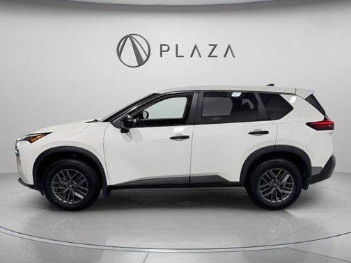 Glacier White 2022 Nissan Rogue S