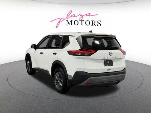 Glacier White 2022 Nissan Rogue S