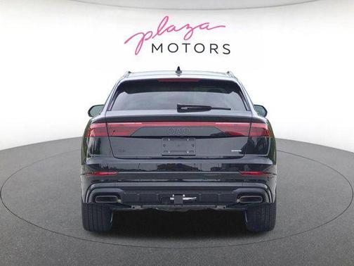 Mythos Black Metallic 2026 Audi Q8 55 Premium Plus