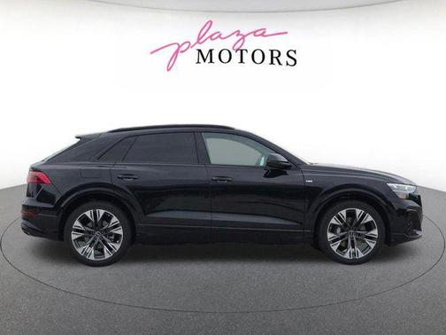 Mythos Black Metallic 2026 Audi Q8 55 Premium Plus