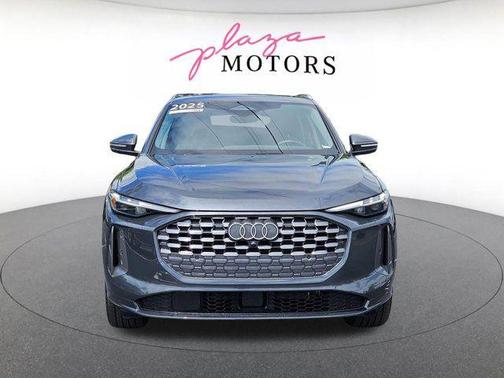 Tambora Gray Metallic 2025 Audi Q5 Premium Plus TFSI quattro S tronic