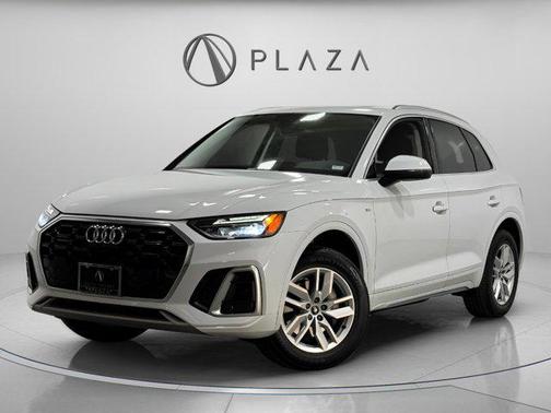2023 Audi Q5 Premium 45 TFSI S line quattro
