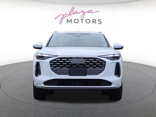 Arkona White 2025 Audi Q5 Premium TFSI quattro S tronic