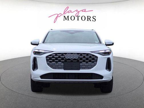 Arkona White 2025 Audi Q5 Premium TFSI quattro S tronic