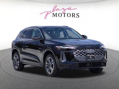 Mythos Black Metallic 2026 Audi Q5 Premium TFSI quattro S tronic