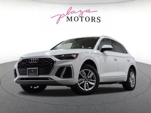 Ibis White 2023 Audi Q5 45 S line Premium