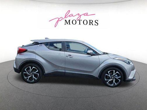 Silver Knockout Metallic 2019 Toyota C-HR XLE