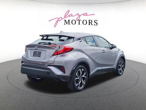 Silver Knockout Metallic 2019 Toyota C-HR XLE
