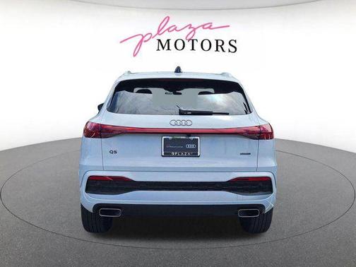 Arkona White 2025 Audi Q5 Premium TFSI quattro S tronic